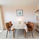 Utsicht 아파트 Halebull